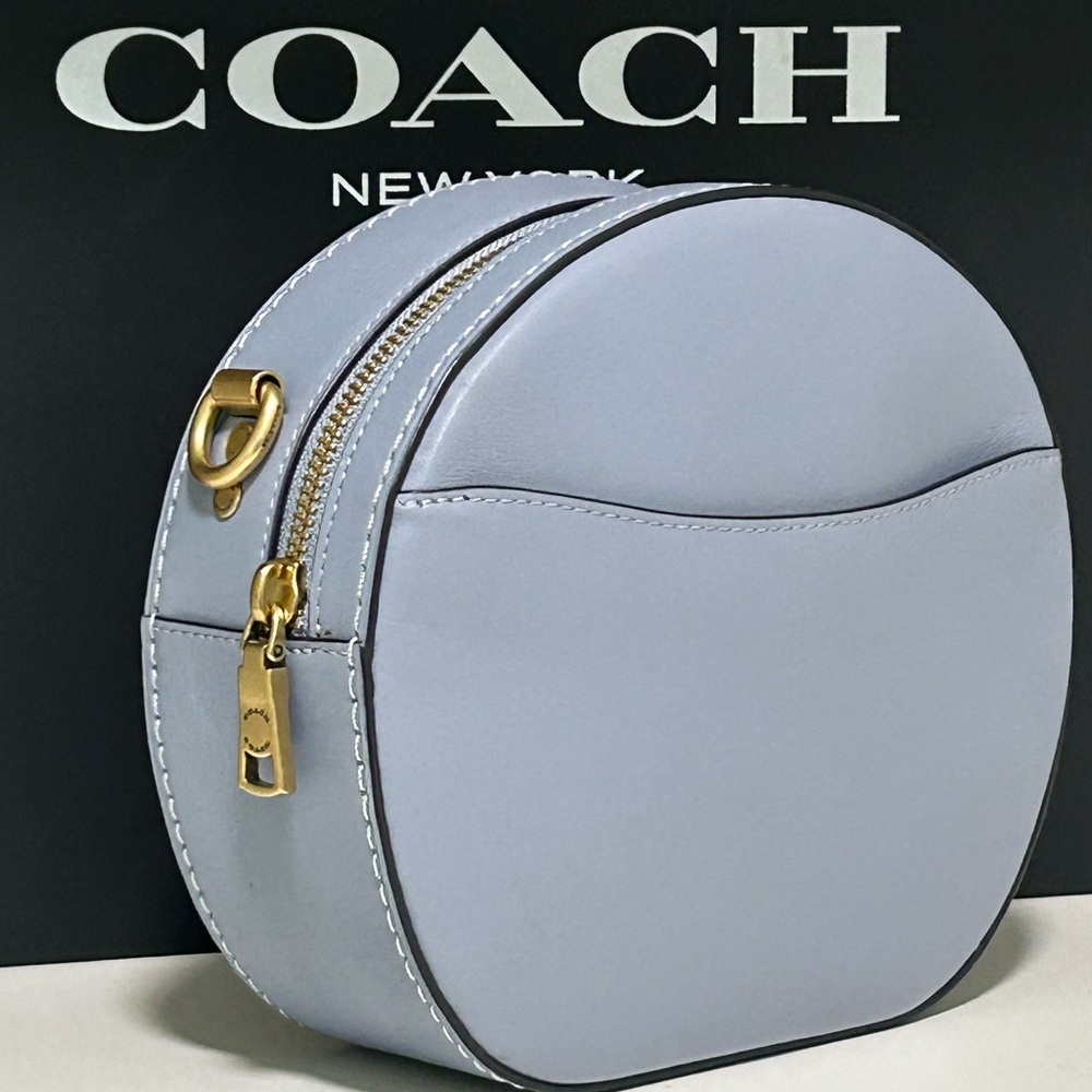 COACH Canteen Glovetanned Smooth Leather in Twilight Blue - Picture 4 of 11